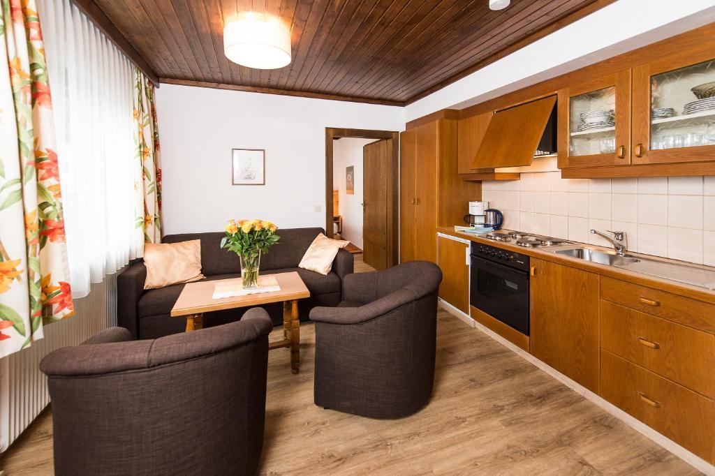 צל-אם-זי Gaestehaus Haffner חדר תמונה